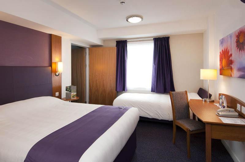 Premier Inn Durham North Экстерьер фото